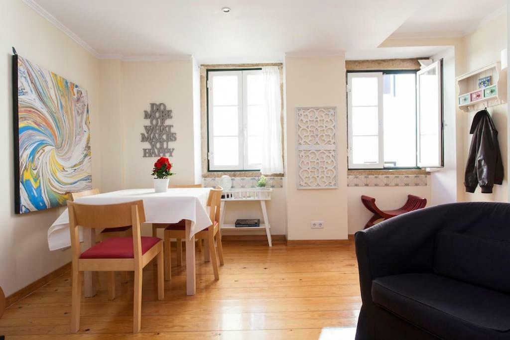 My Fair Lisbon - Santos Duplex Apartment מראה חיצוני תמונה