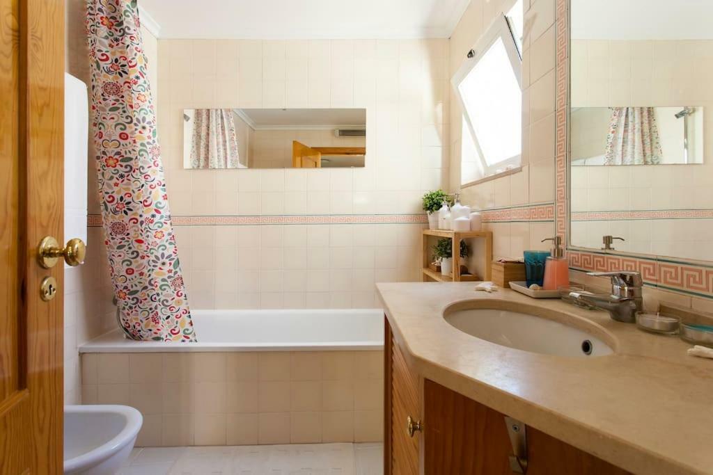 My Fair Lisbon - Santos Duplex Apartment מראה חיצוני תמונה
